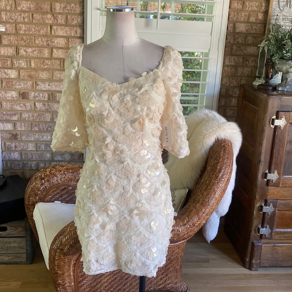 LLACIE FANCO OFF WHITE SEQUIN MINI DRESS MEDIUM NEW